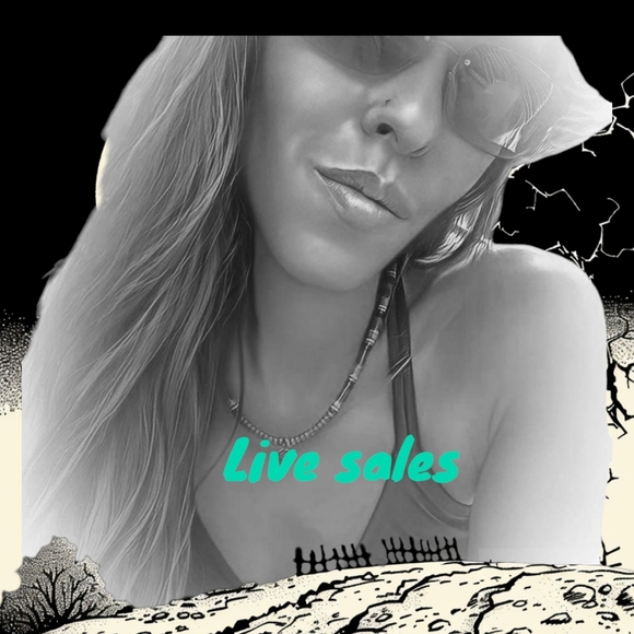 Clothes - Picture 3 of 3